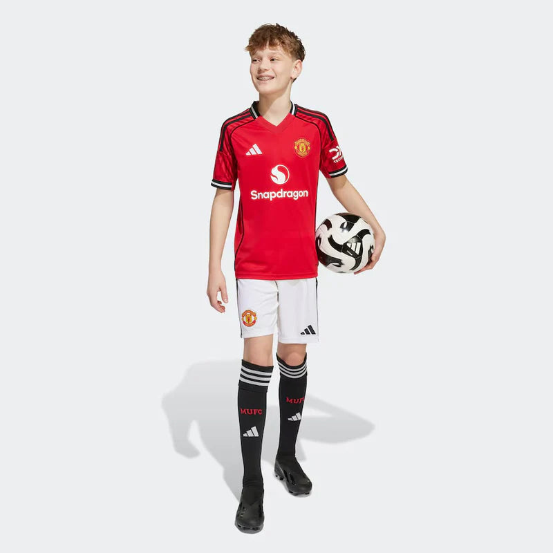 Kids kit Manchester United 25/26 - With Socks