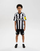 Kids kit Newcastle United Home 25/26