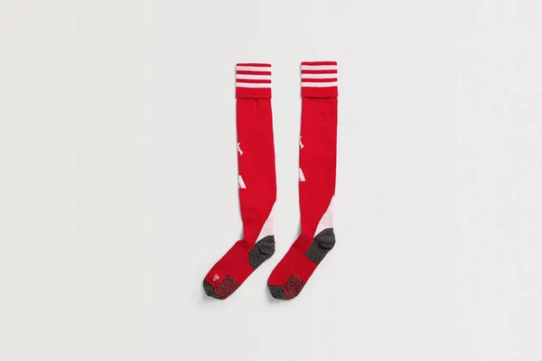 Kids kit Arsenal Home 25/26 - With Socks