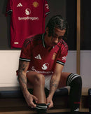 Manchester United 25/26 Home Jersey